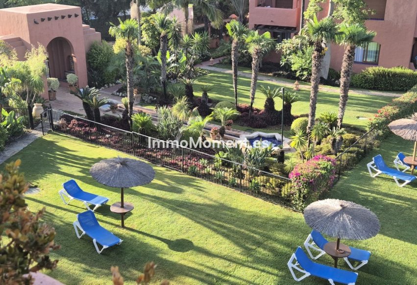 Wiederverkauf - Wohnung - Marbella - Guadalmina Baja