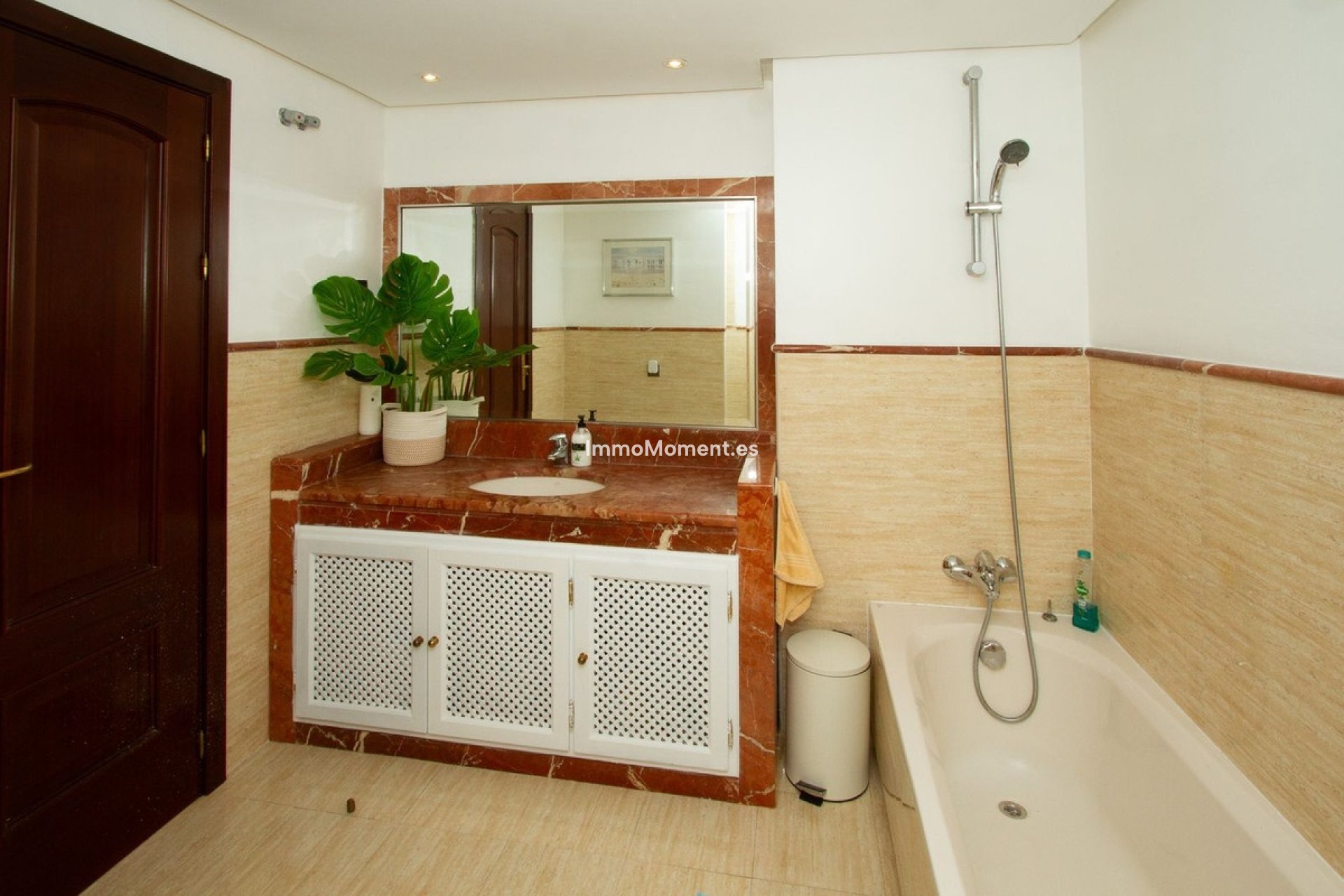 Wiederverkauf - Wohnung - Marbella - La Mairena