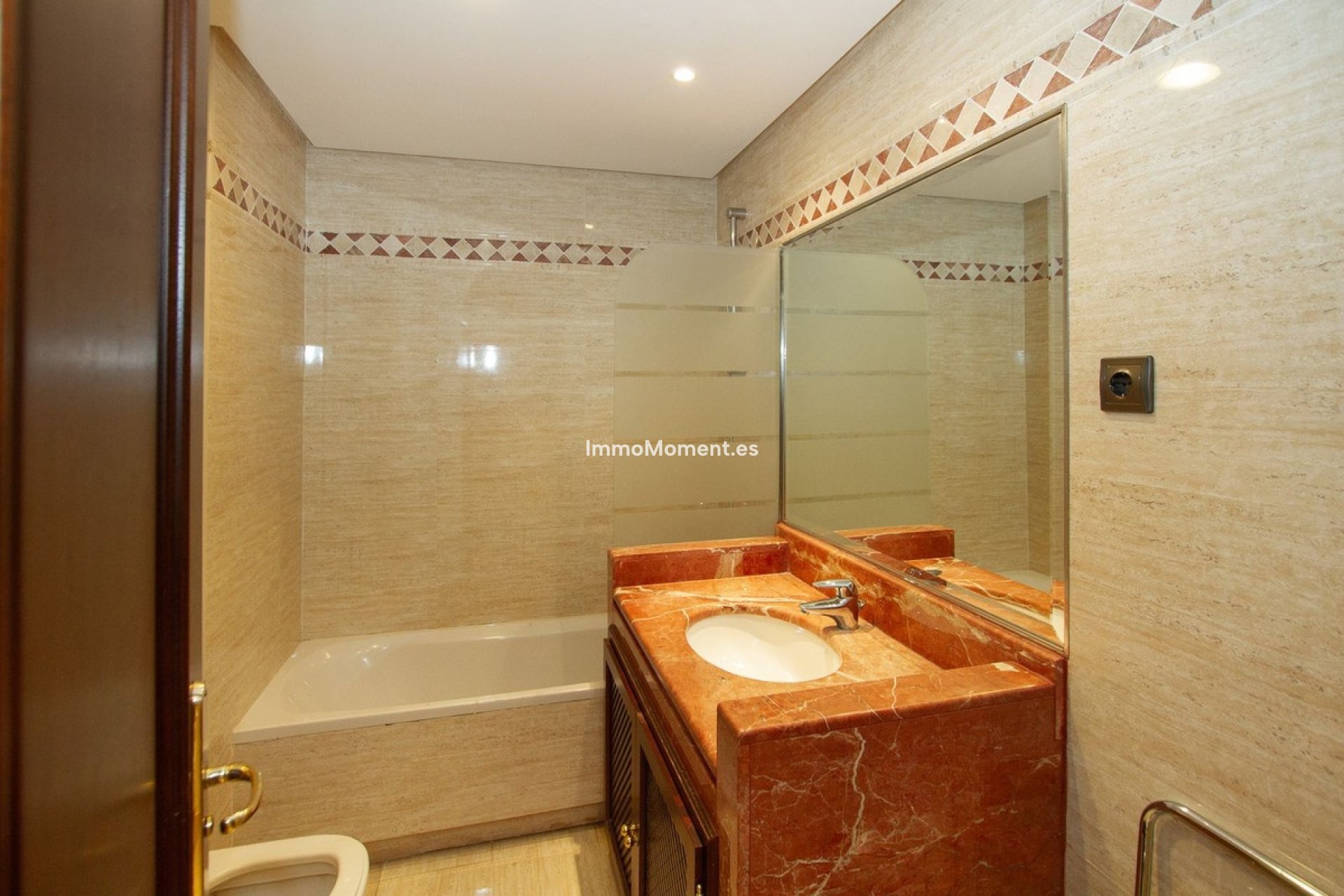 Wiederverkauf - Wohnung - Marbella - La Mairena