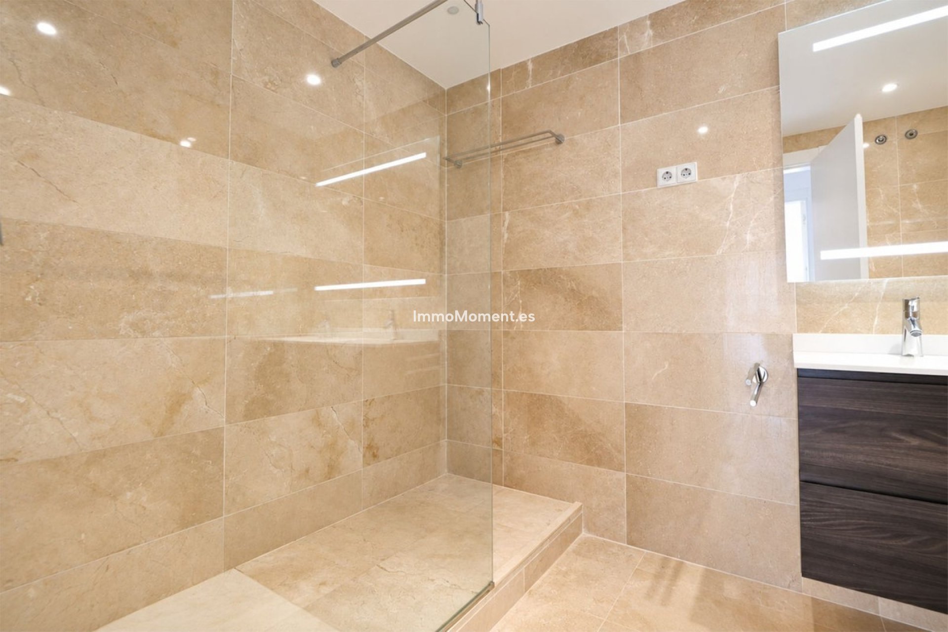 Wiederverkauf - Wohnung - Marbella - La Mairena