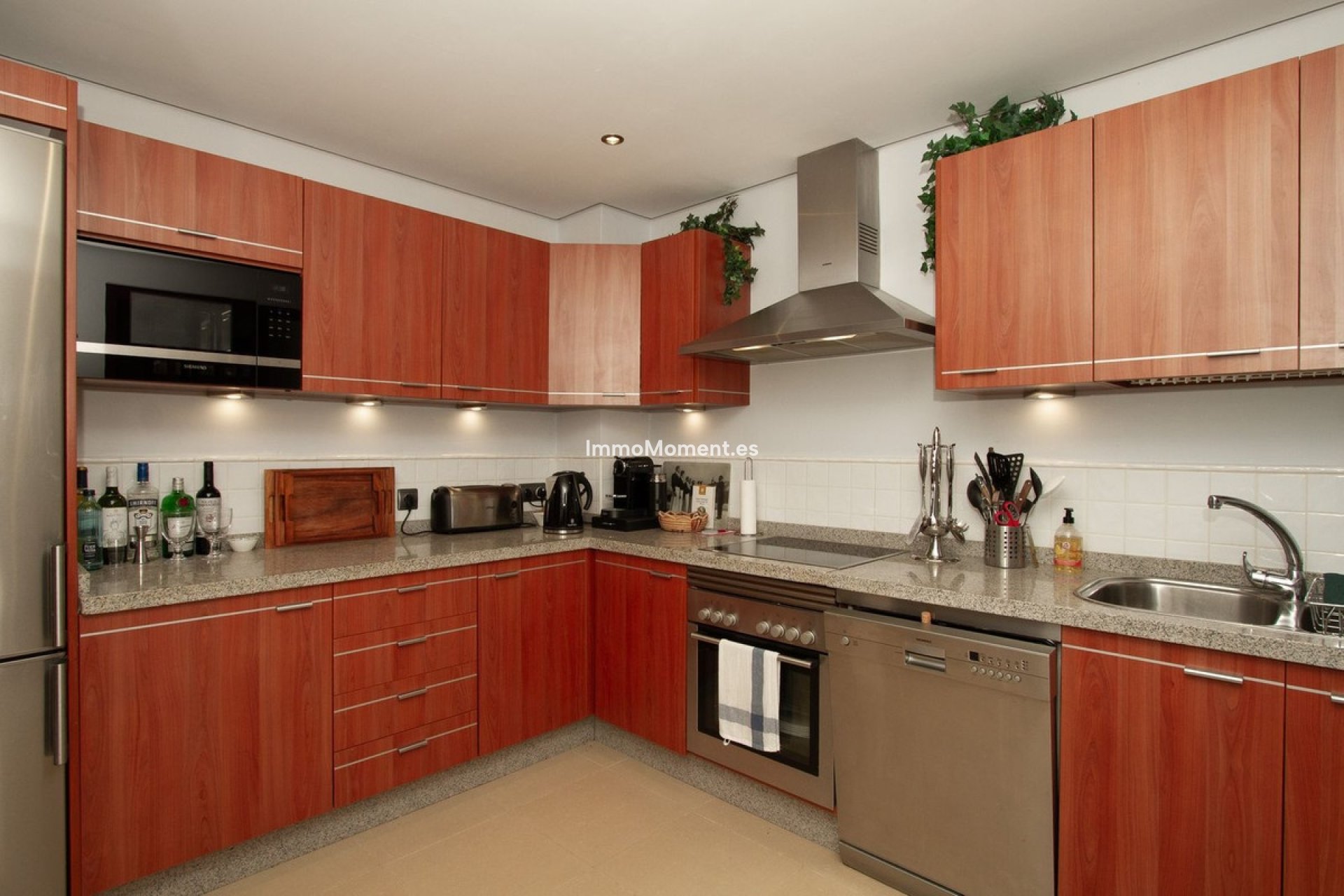 Wiederverkauf - Wohnung - Marbella - La Mairena