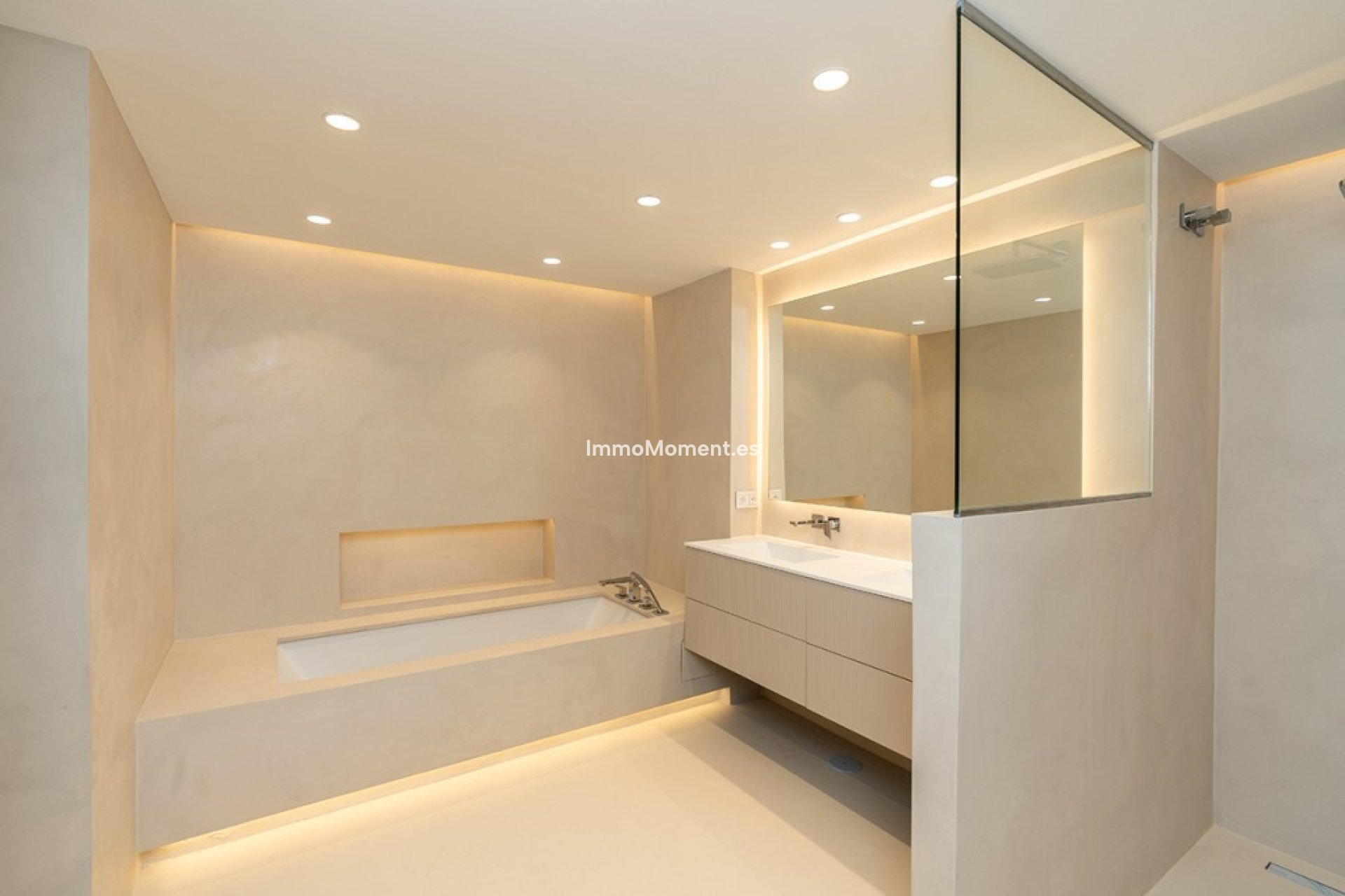 Wiederverkauf - Wohnung - Marbella - La Mairena