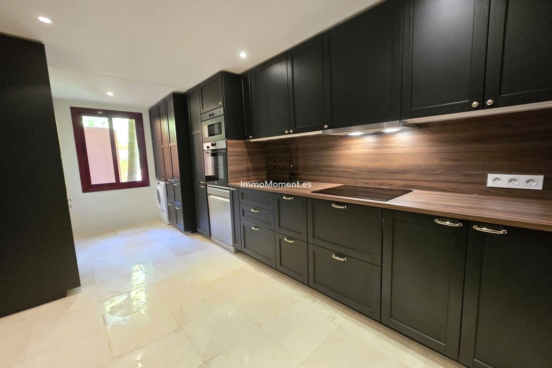 Wiederverkauf - Wohnung - Marbella - La Mairena