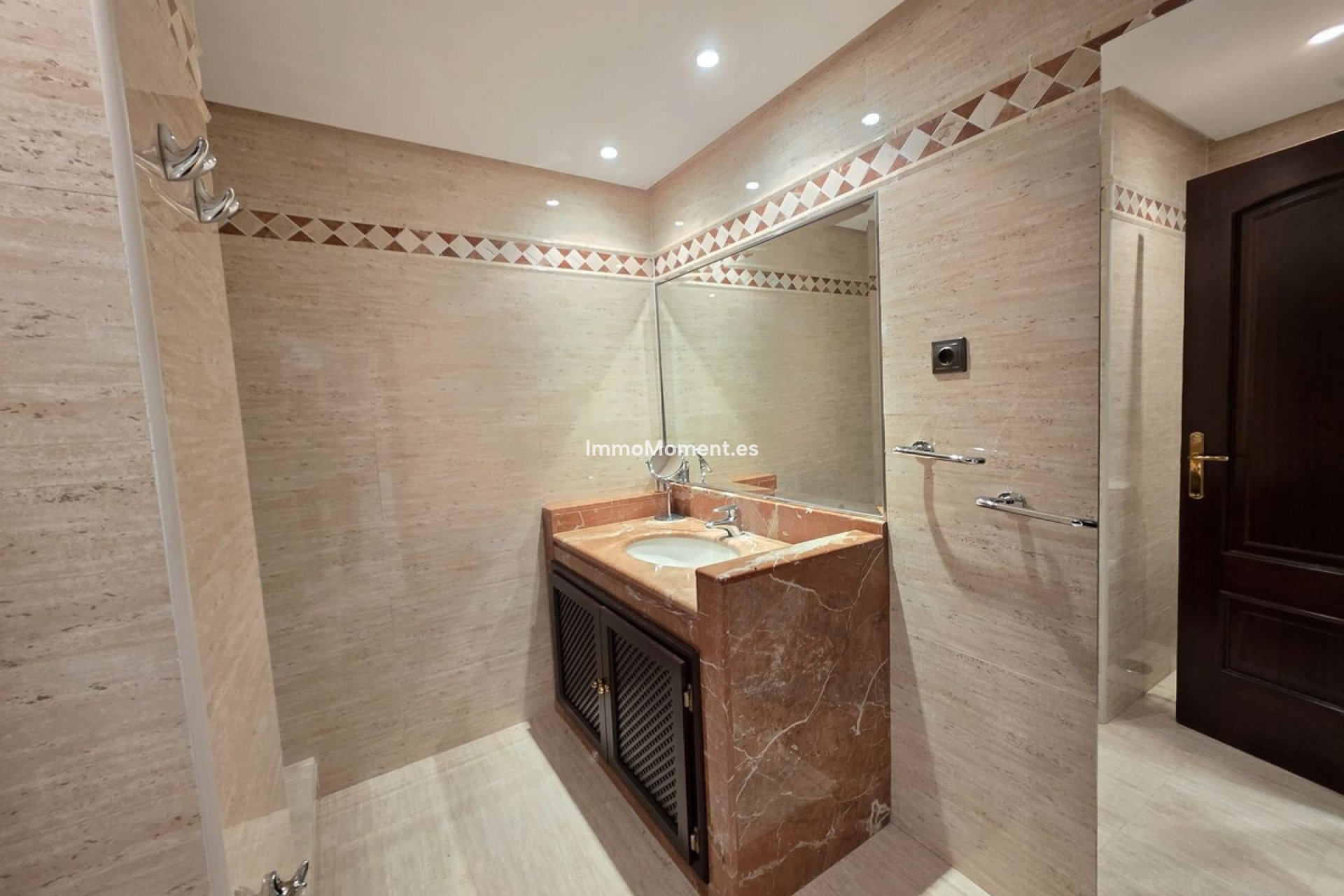 Wiederverkauf - Wohnung - Marbella - La Mairena