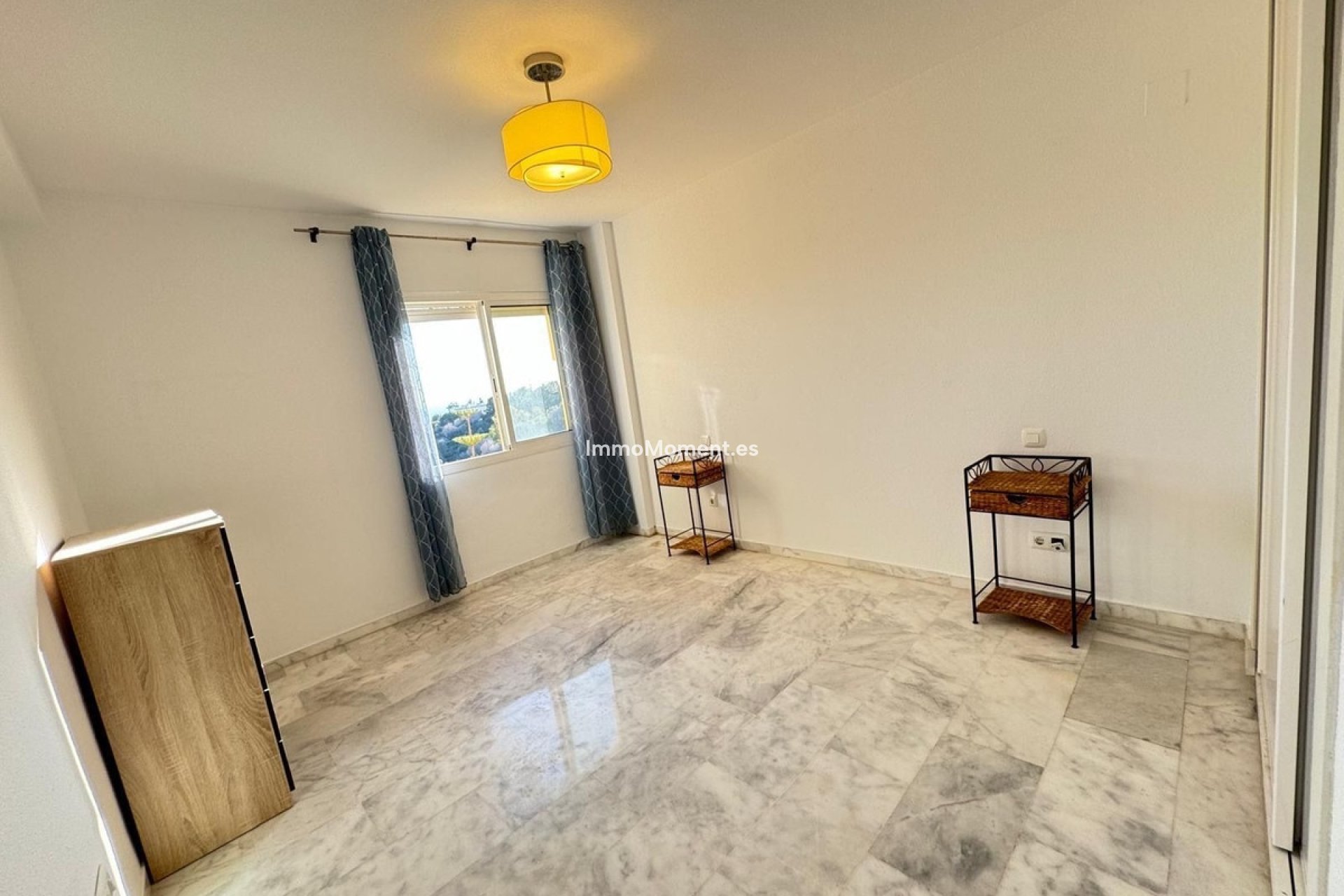 Wiederverkauf - Wohnung - Marbella - Las Chapas