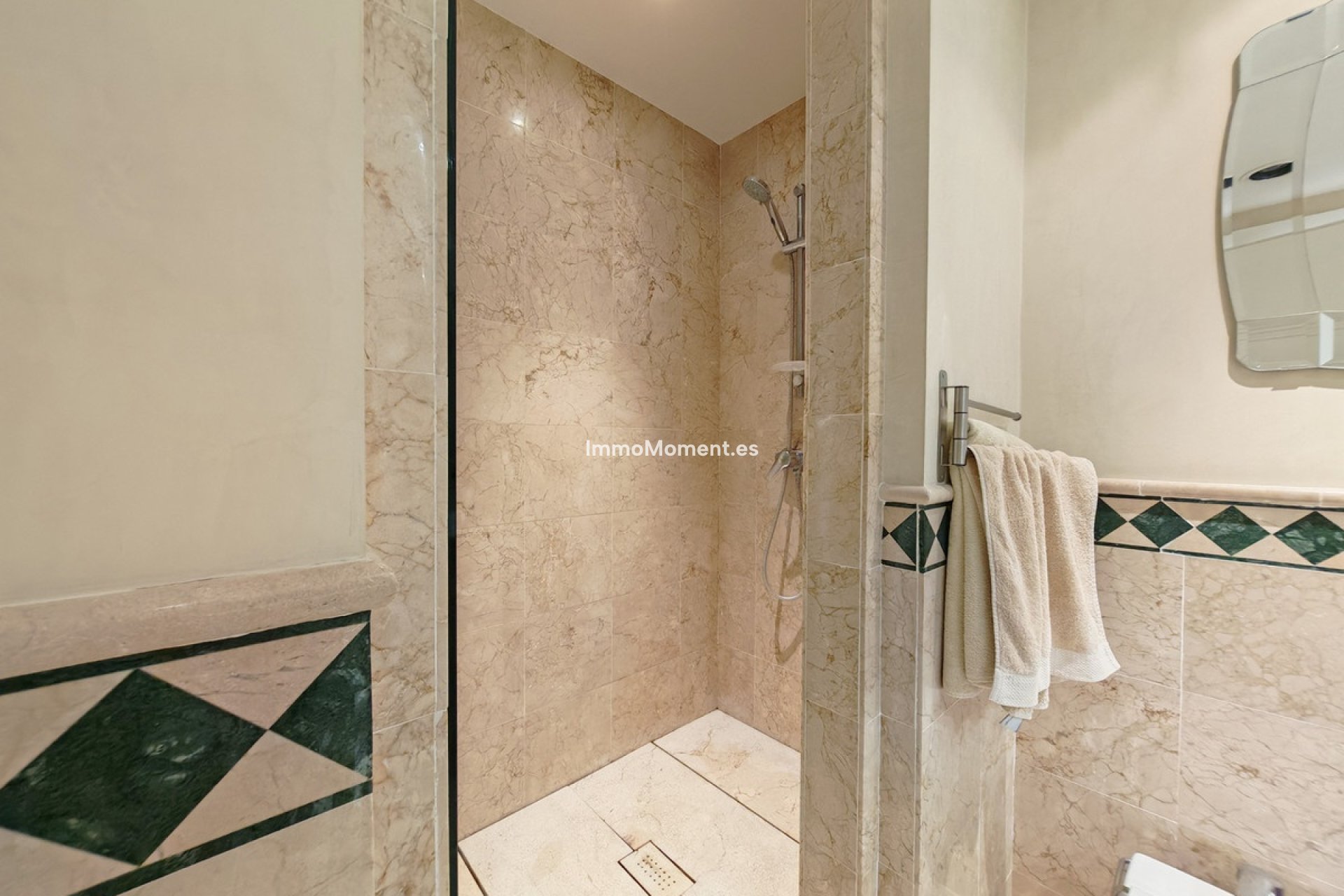 Wiederverkauf - Wohnung - Marbella - Marbella Centro