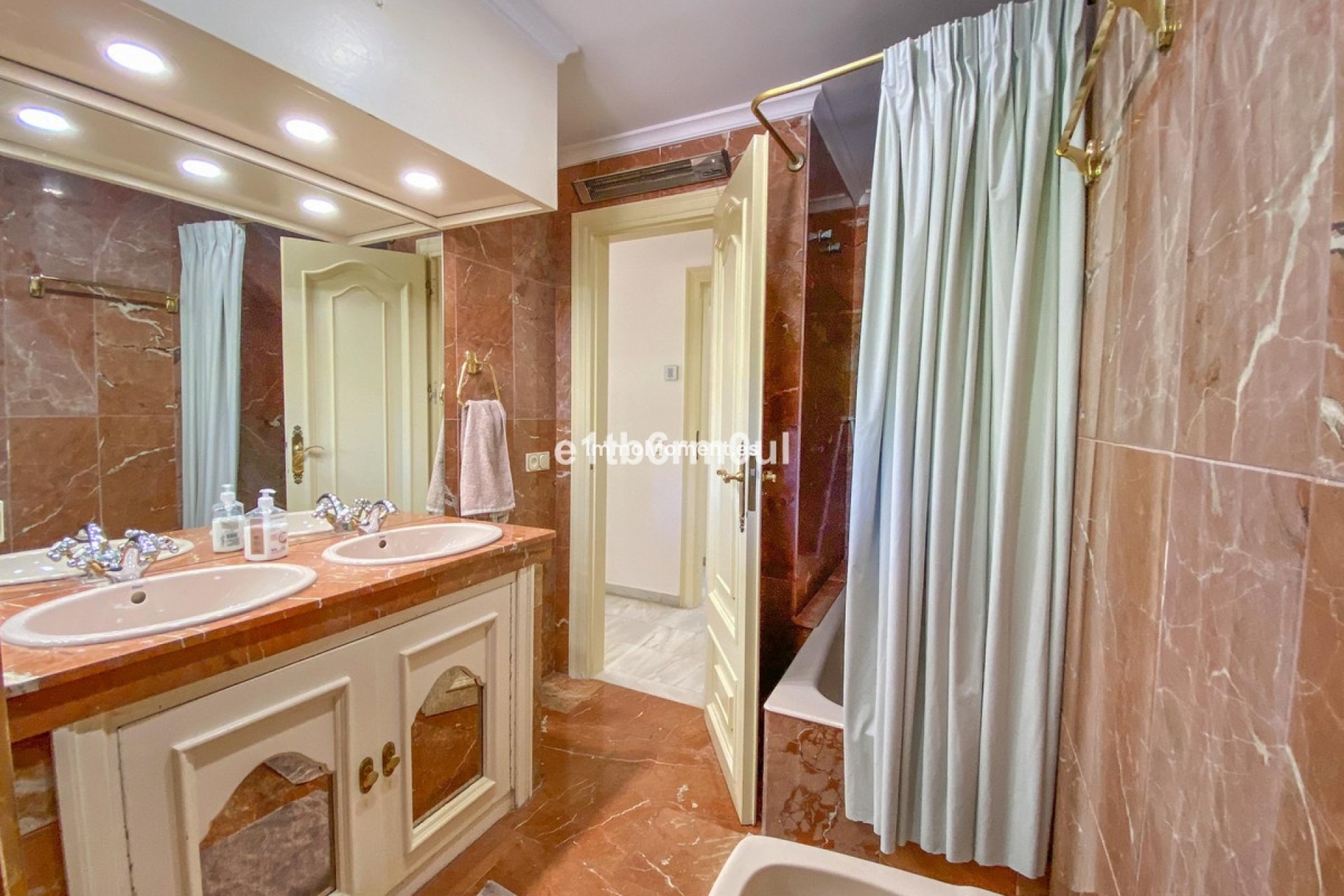 Wiederverkauf - Wohnung - Marbella - Marbella Centro