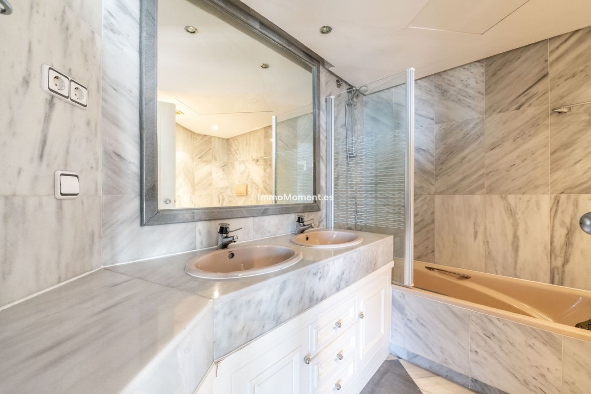 Wiederverkauf - Wohnung - Marbella - Marbella Centro