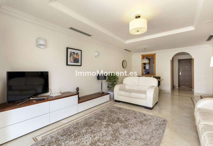 Wiederverkauf - Wohnung - Marbella - Nueva Andalucía