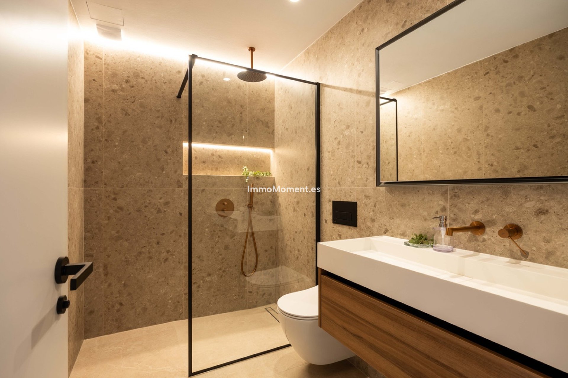 Wiederverkauf - Wohnung - Marbella - Nueva Andalucía
