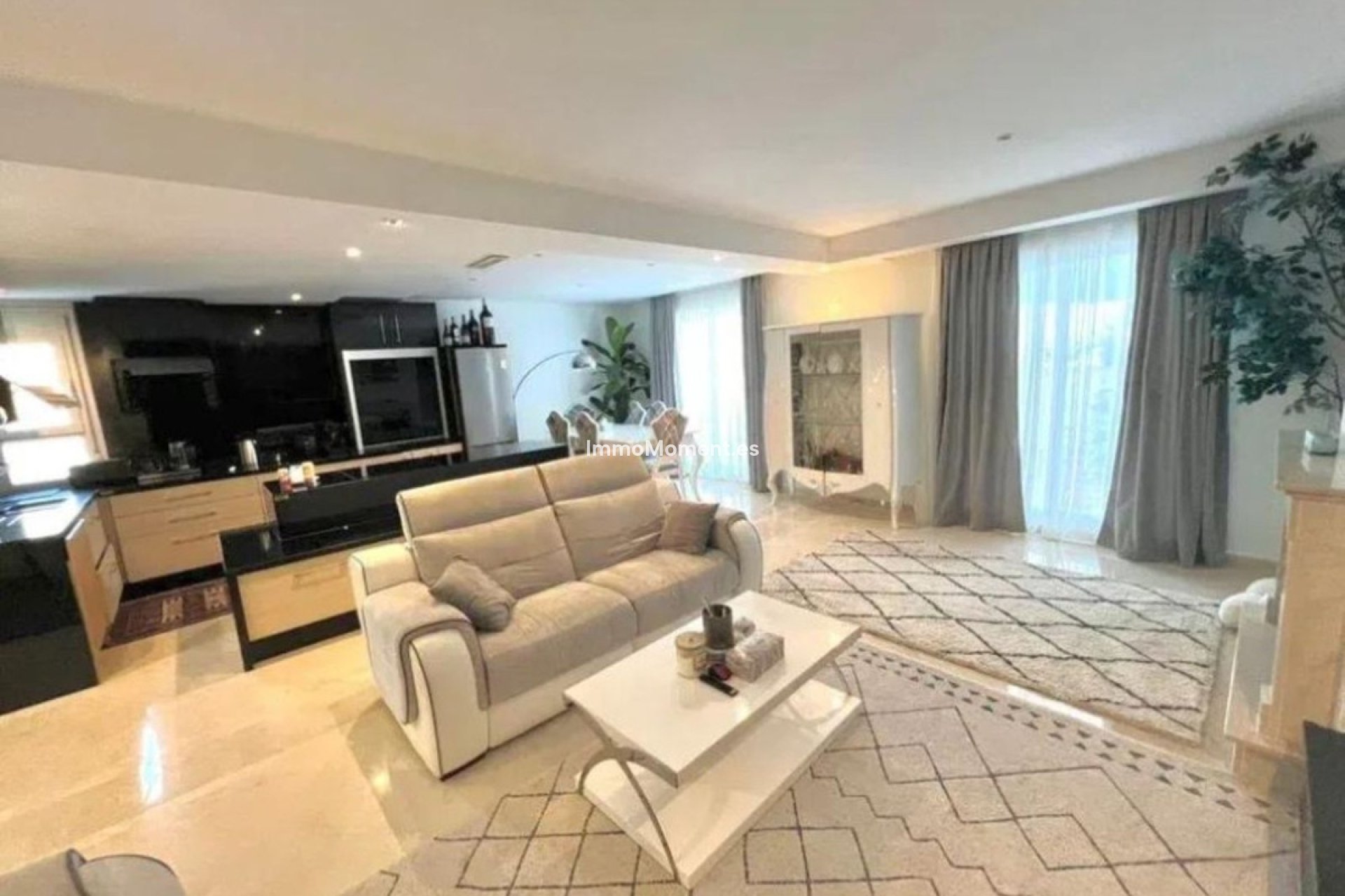 Wiederverkauf - Wohnung - Marbella - Nueva Andalucía