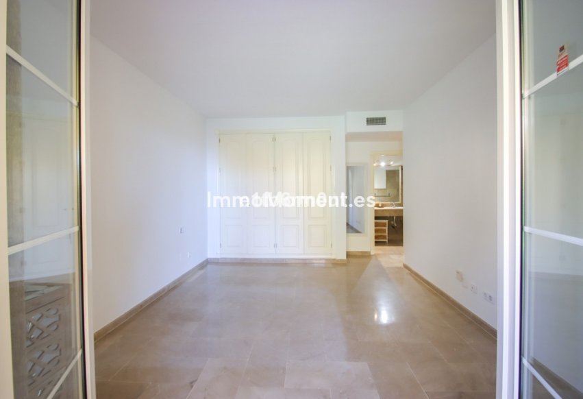 Wiederverkauf - Wohnung - Marbella - Nueva Andalucía