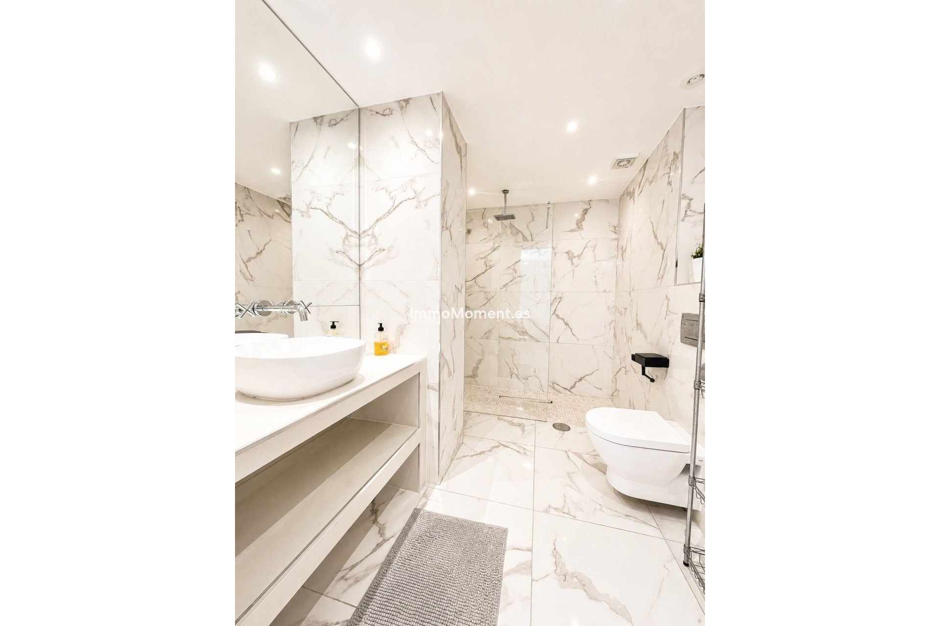 Wiederverkauf - Wohnung - Marbella - Nueva Andalucía