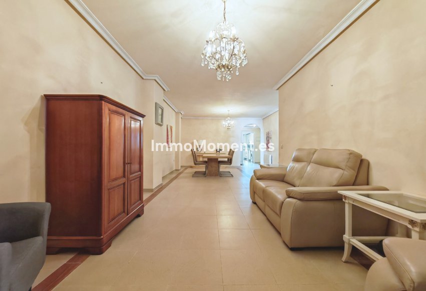 Wiederverkauf - Wohnung - Marbella - Nueva Andalucía
