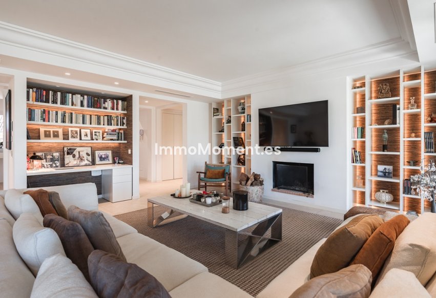 Wiederverkauf - Wohnung - Marbella - Nueva Andalucía