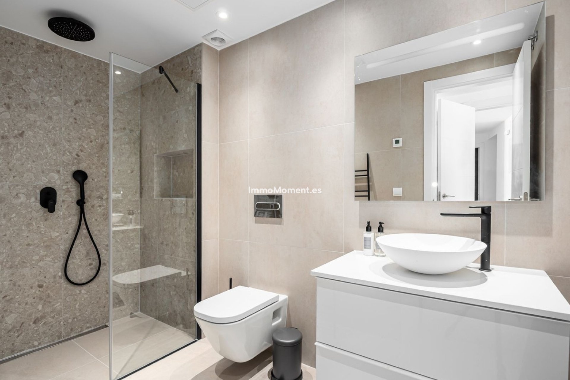 Wiederverkauf - Wohnung - Marbella - Nueva Andalucía