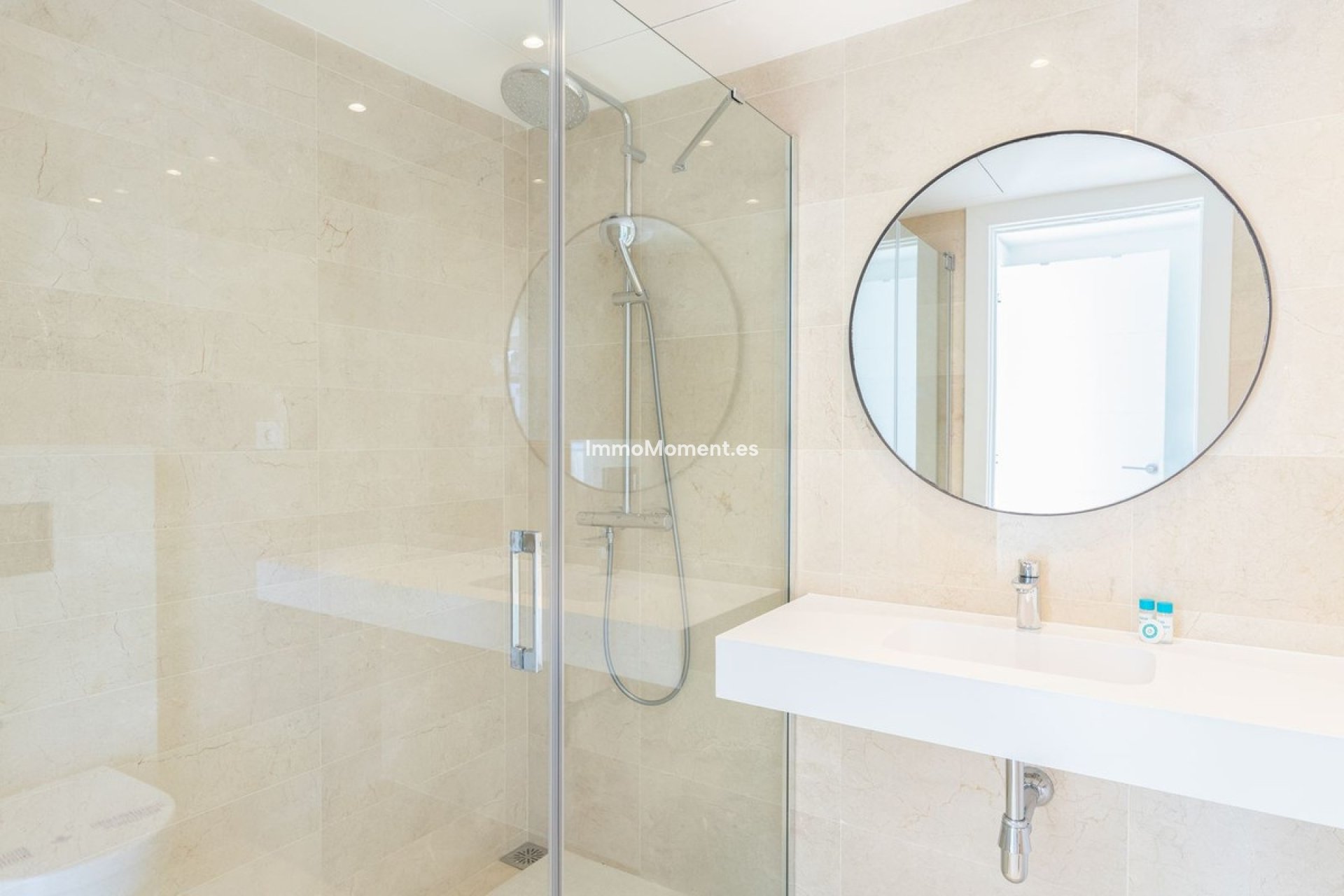 Wiederverkauf - Wohnung - Marbella - Nueva Andalucía