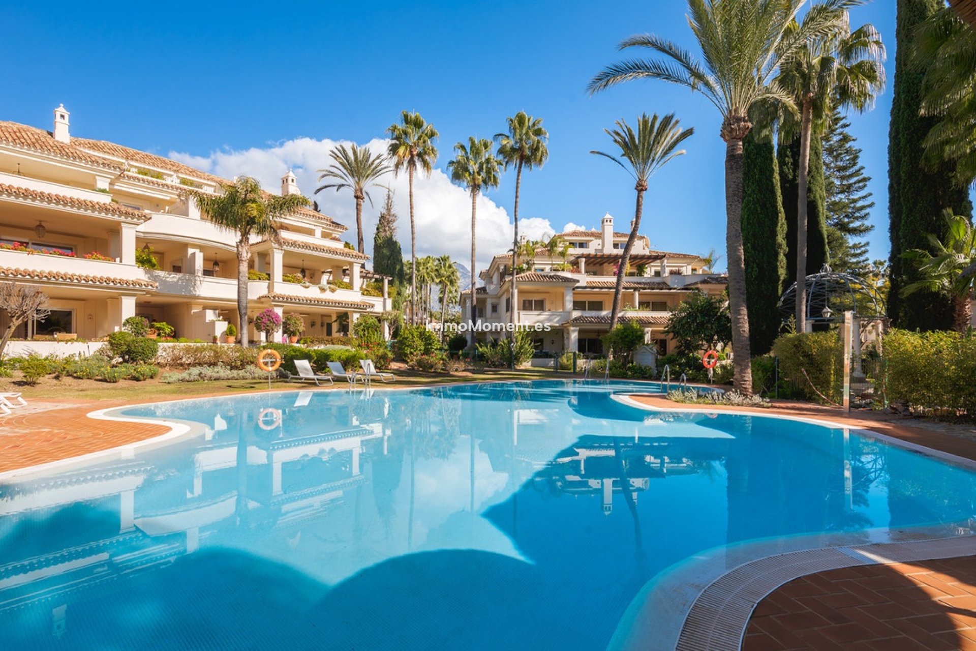 Wiederverkauf - Wohnung - Marbella - Nueva Andalucía
