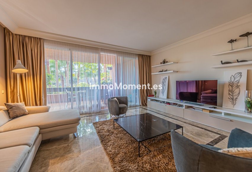 Wiederverkauf - Wohnung - Marbella - Nueva Andalucía