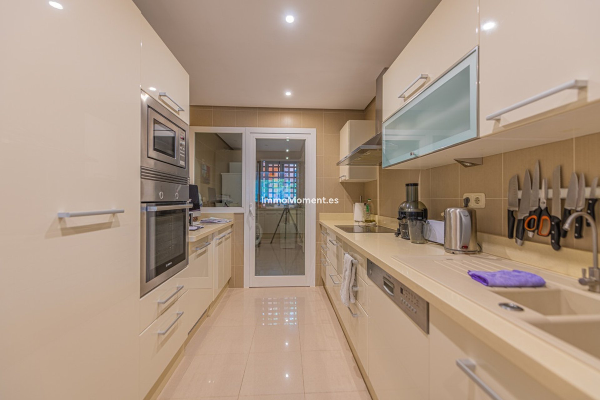 Wiederverkauf - Wohnung - Marbella - Nueva Andalucía