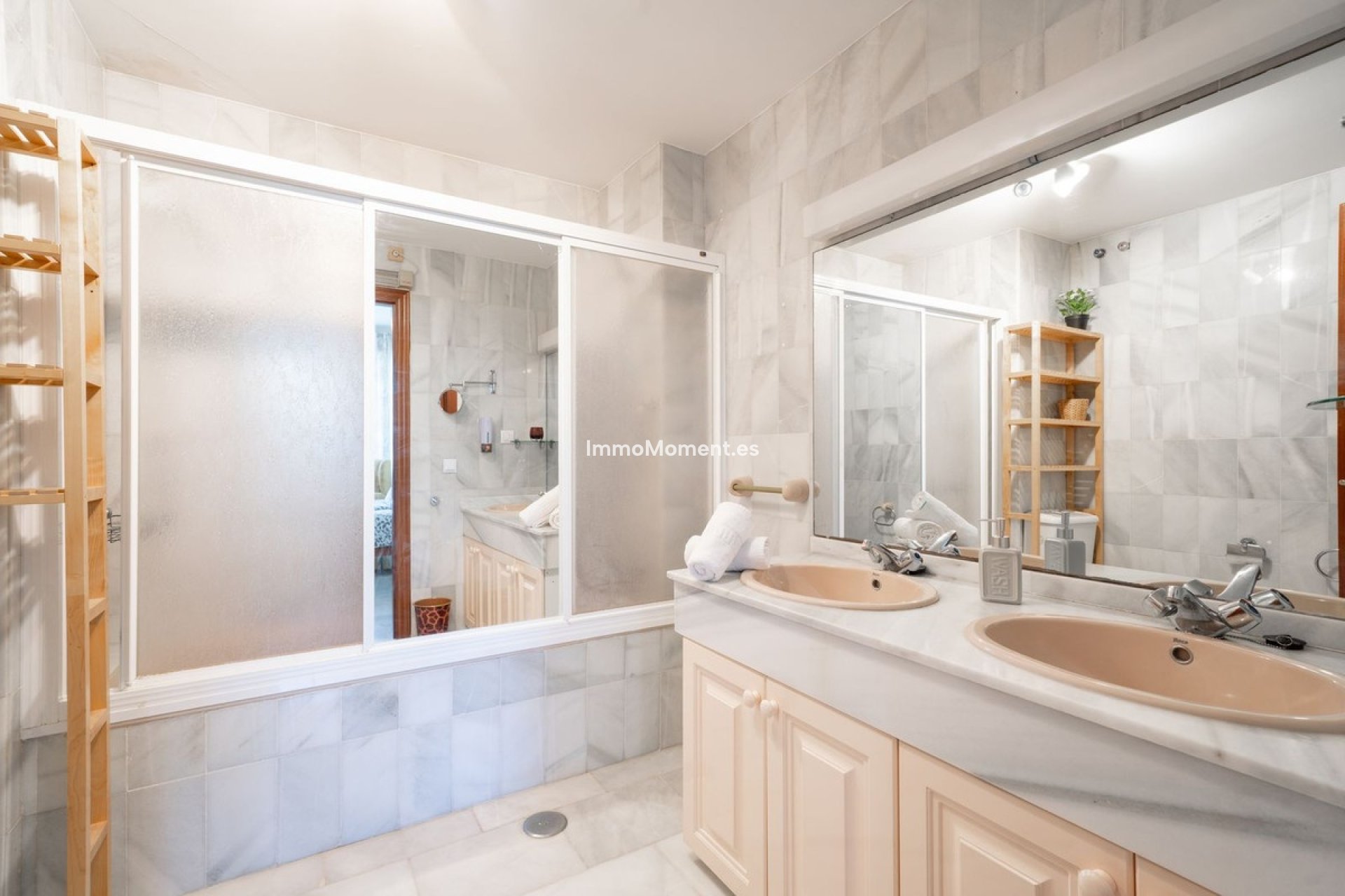 Wiederverkauf - Wohnung - Marbella - Nueva Andalucía