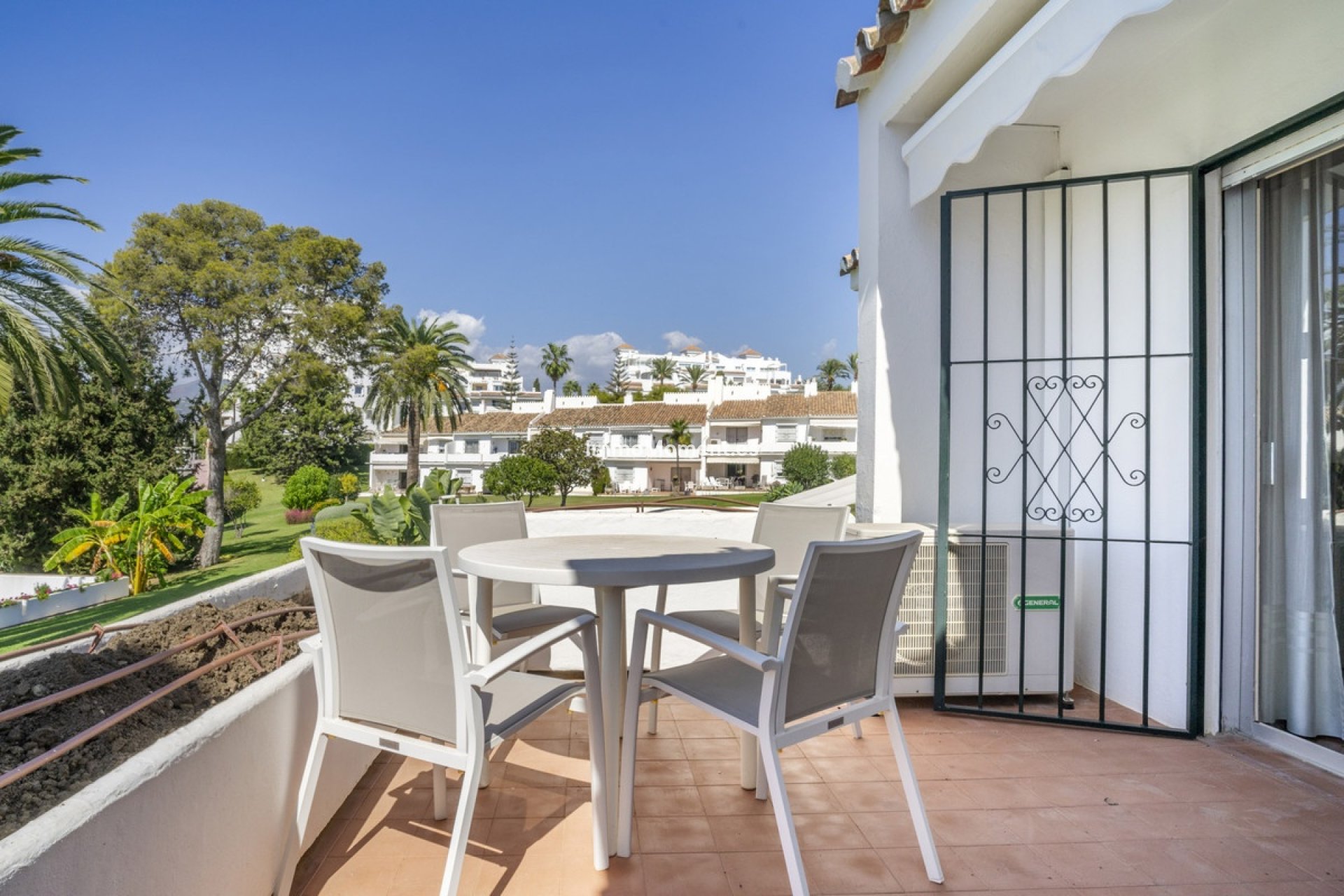Wiederverkauf - Wohnung - Marbella - Nueva Andalucía