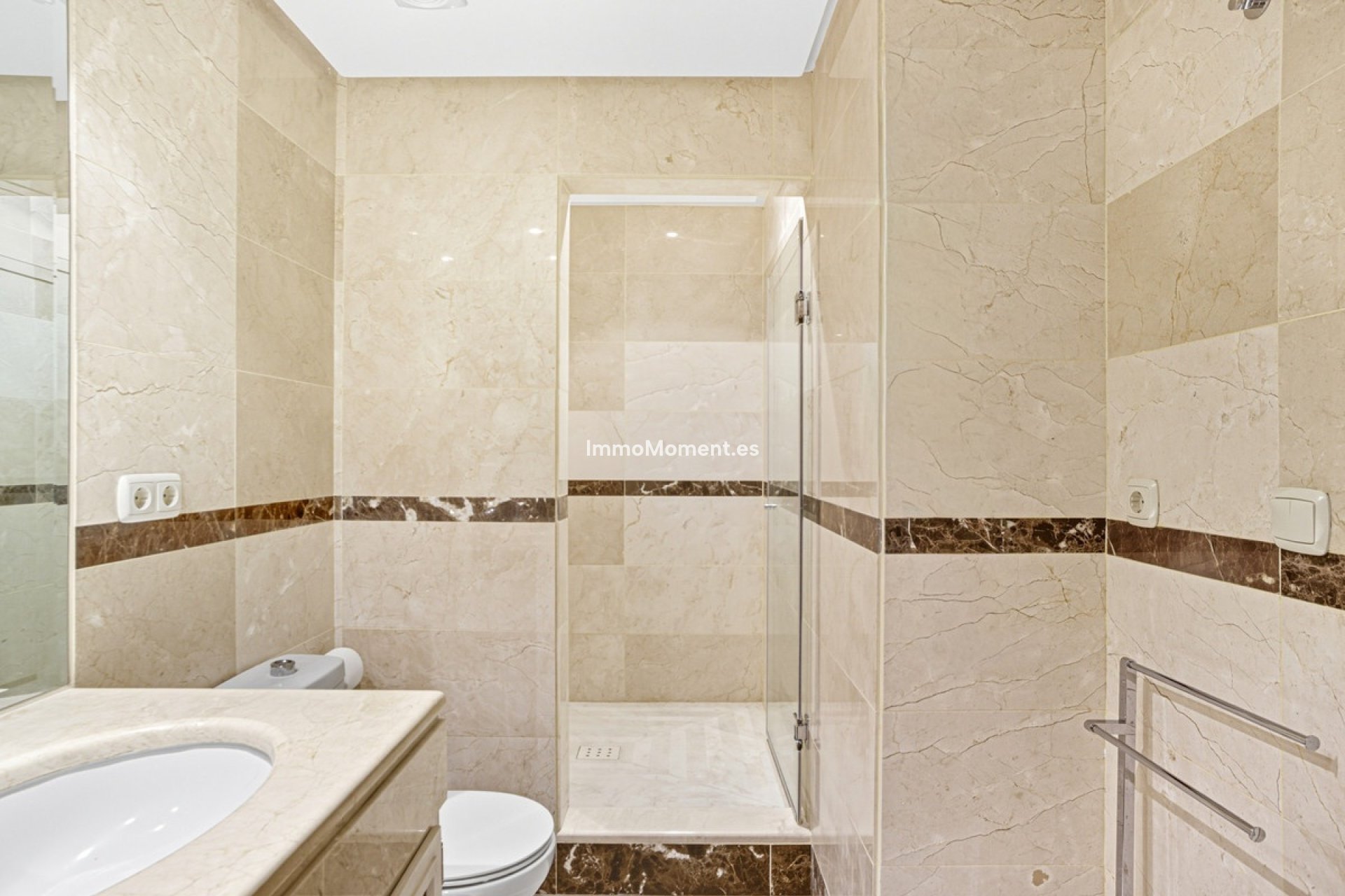 Wiederverkauf - Wohnung - Marbella - Nueva Andalucía