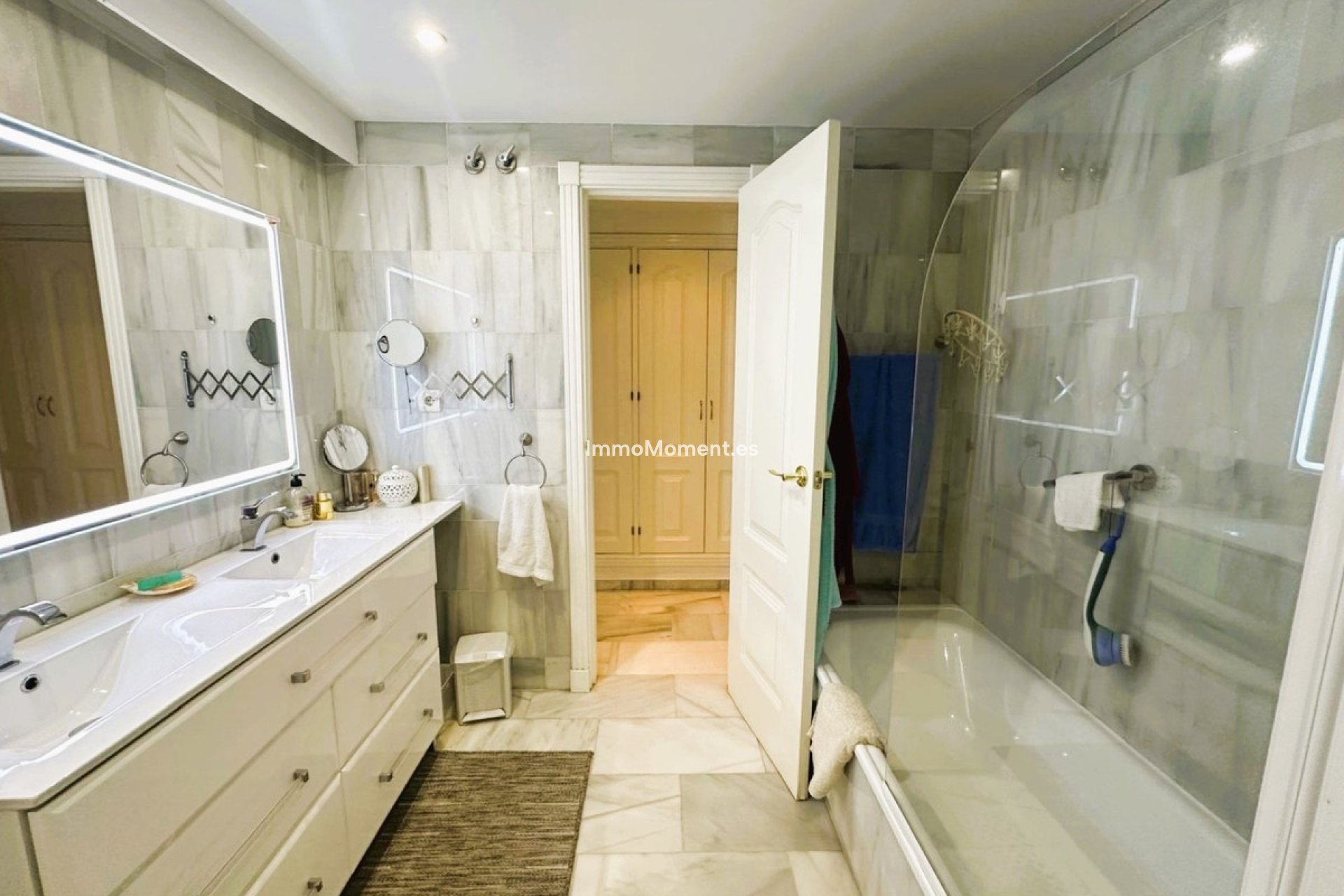 Wiederverkauf - Wohnung - Marbella - Nueva Andalucía