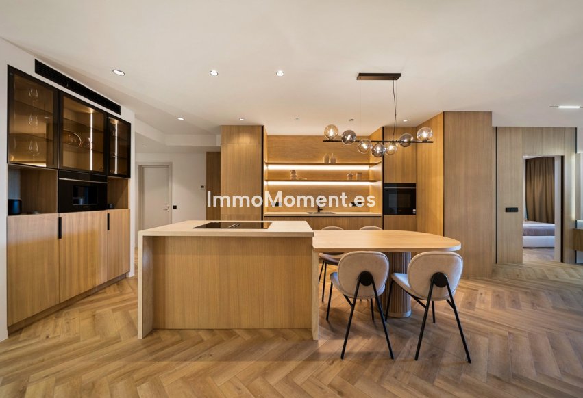 Wiederverkauf - Wohnung - Marbella - Nueva Andalucía