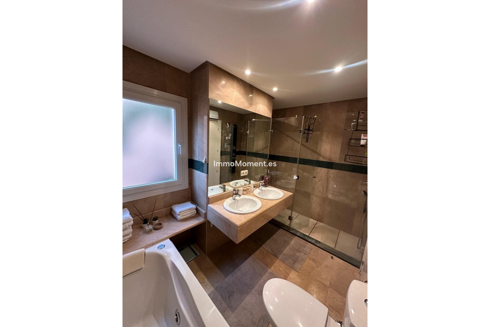 Wiederverkauf - Wohnung - Marbella - Nueva Andalucía