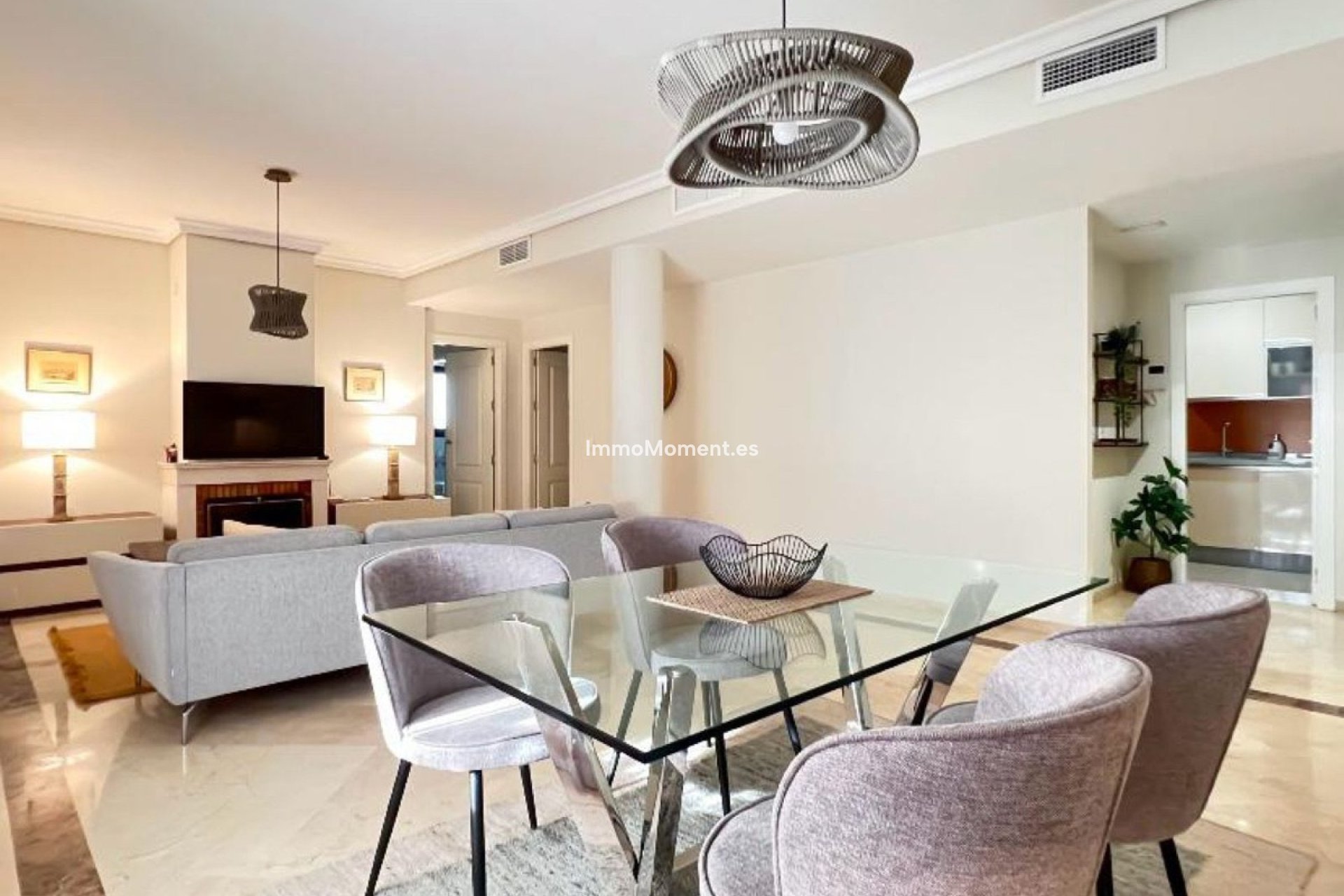 Wiederverkauf - Wohnung - Marbella - Nueva Andalucía