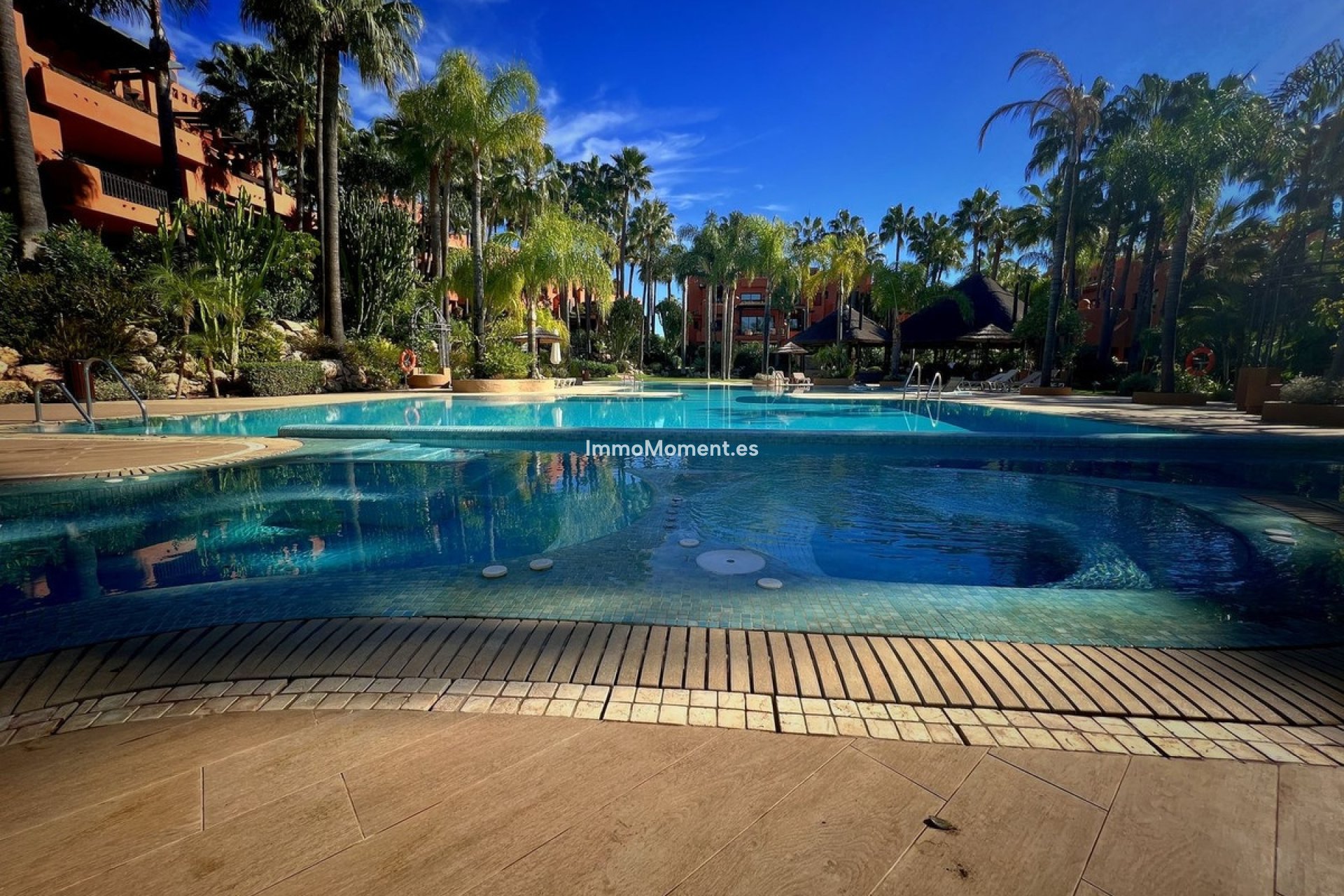 Wiederverkauf - Wohnung - Marbella - Nueva Andalucía