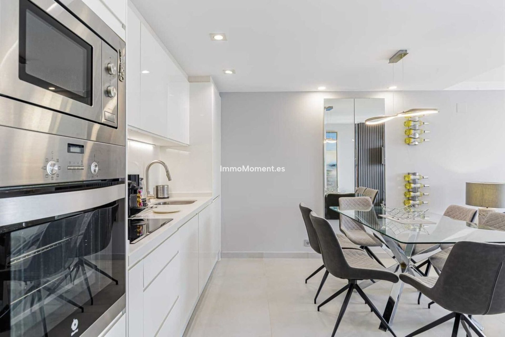 Wiederverkauf - Wohnung - Marbella - Nueva Andalucía