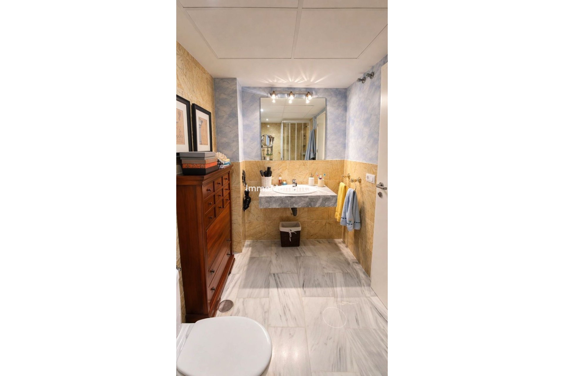 Wiederverkauf - Wohnung - Marbella - Nueva Andalucía