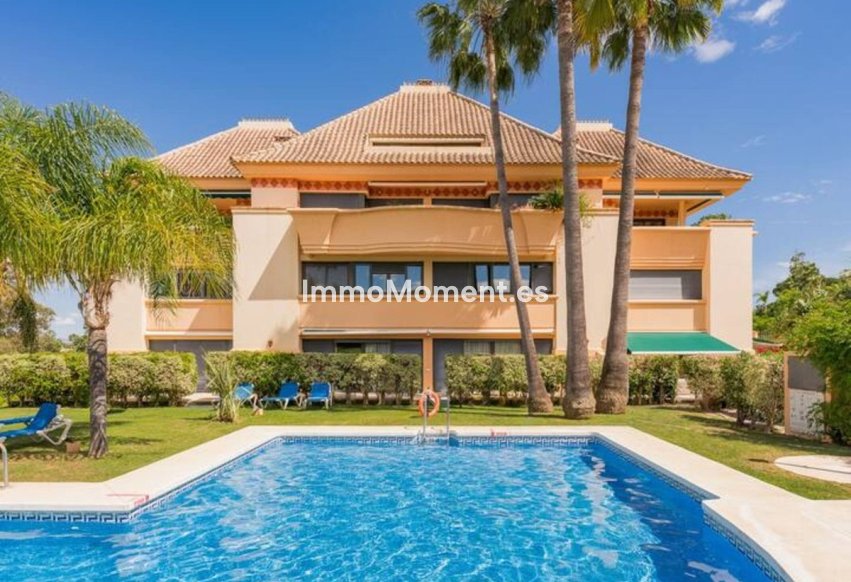 Wiederverkauf - Wohnung - Marbella - Nueva Andalucía