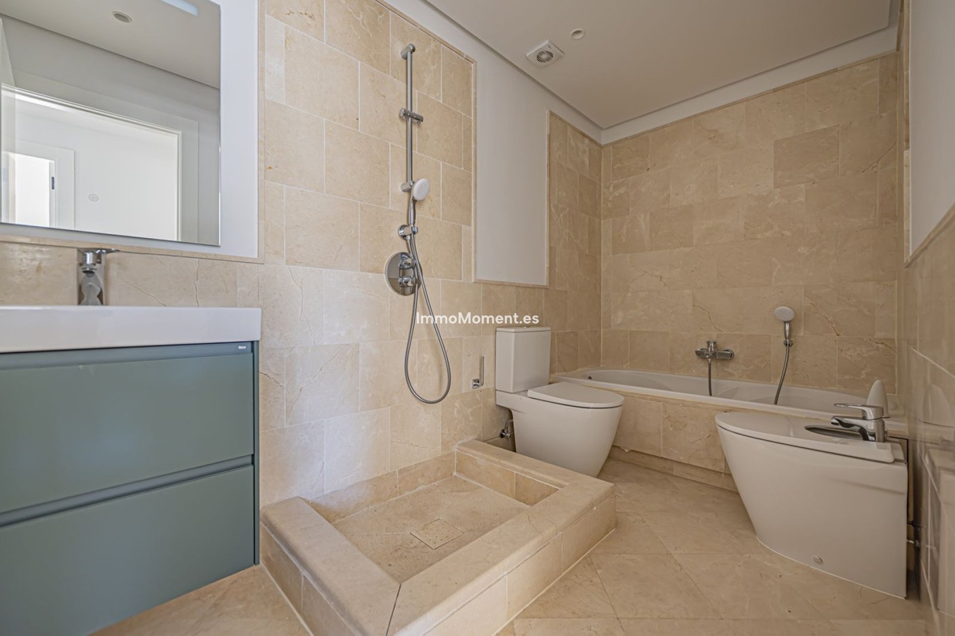 Wiederverkauf - Wohnung - Marbella - Nueva Andalucía