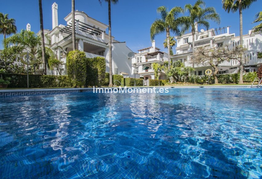 Wiederverkauf - Wohnung - Marbella - Nueva Andalucía