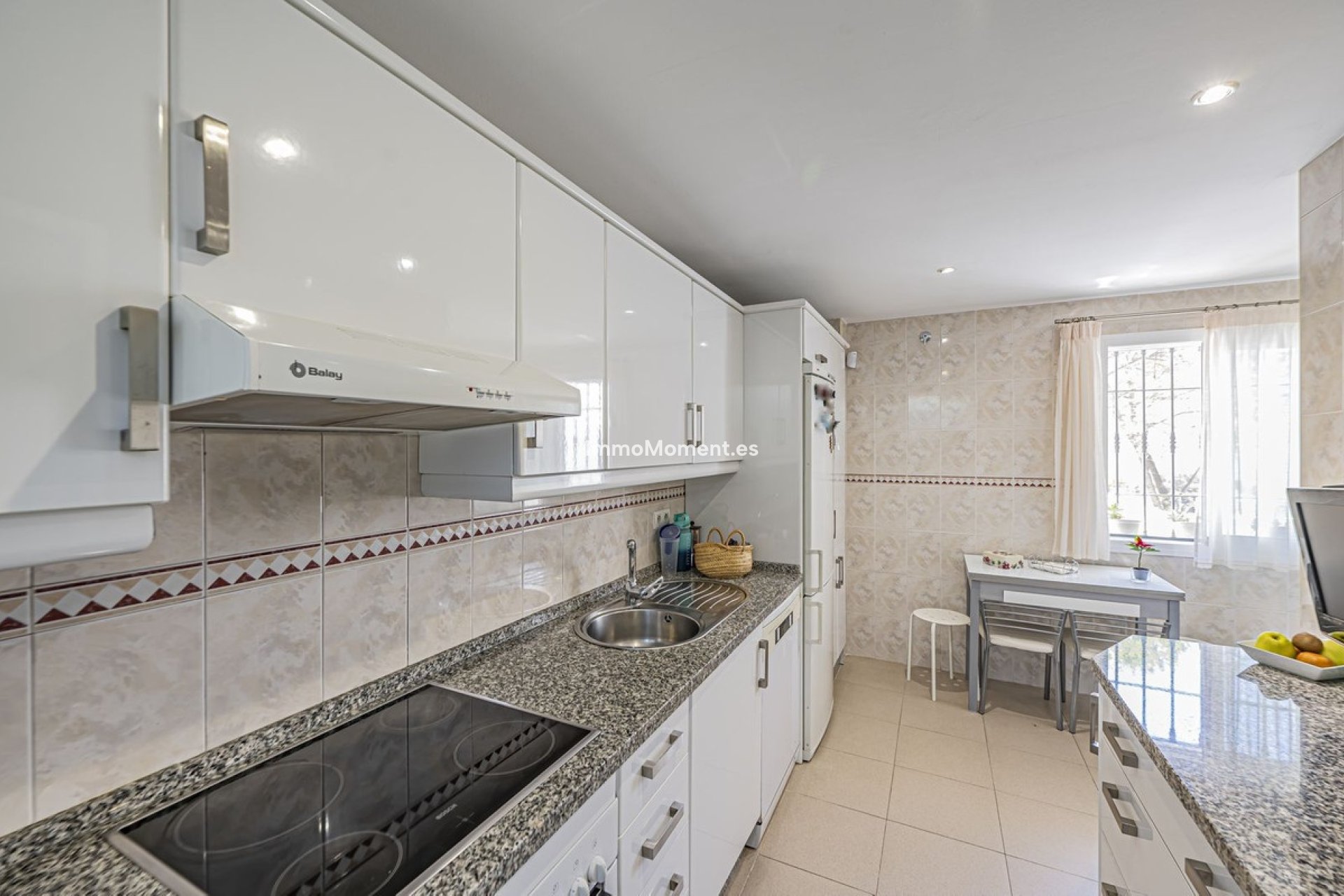 Wiederverkauf - Wohnung - Marbella - Nueva Andalucía