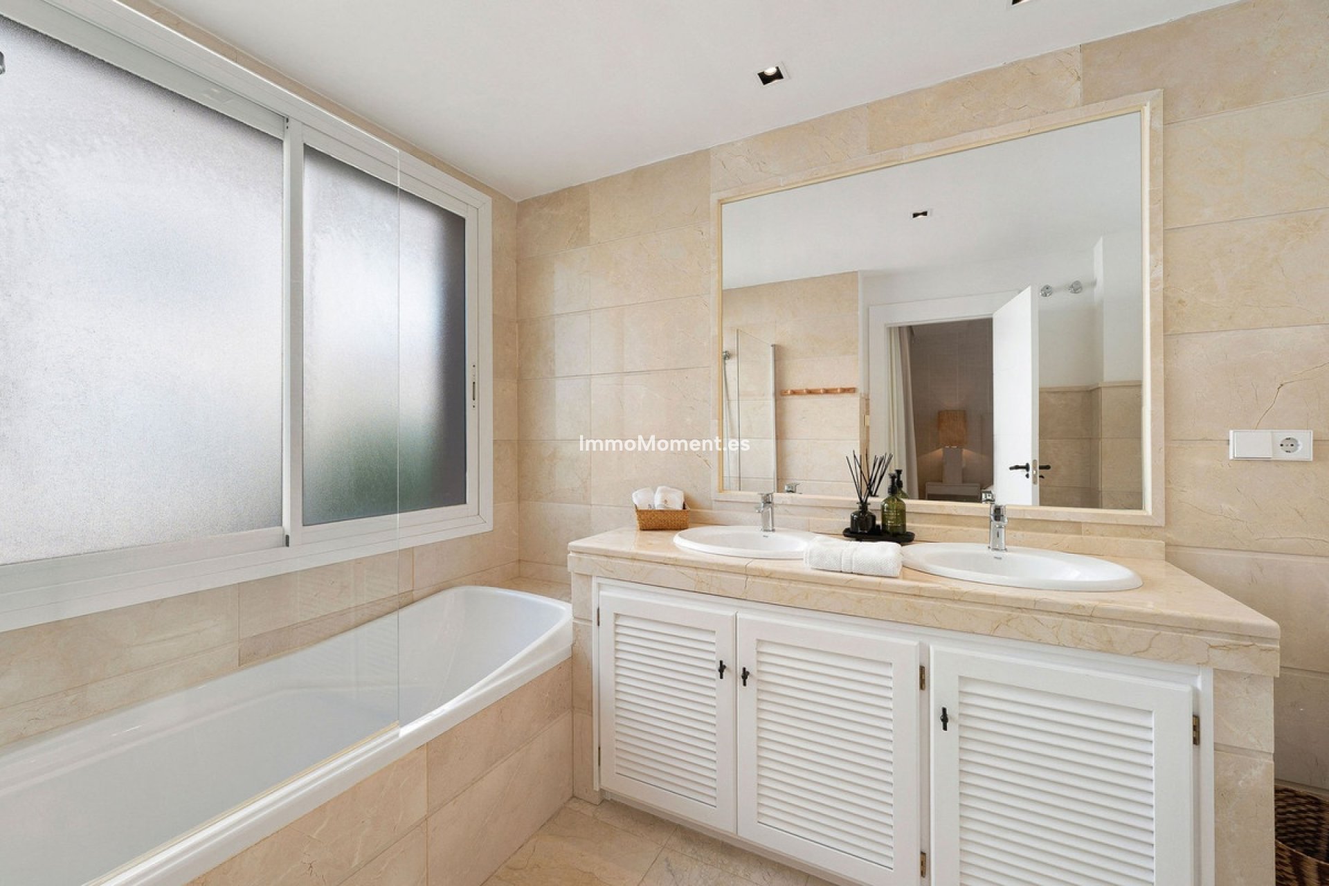 Wiederverkauf - Wohnung - Marbella - Nueva Andalucía