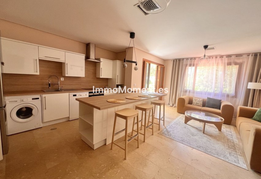 Wiederverkauf - Wohnung - Marbella - Nueva Andalucía