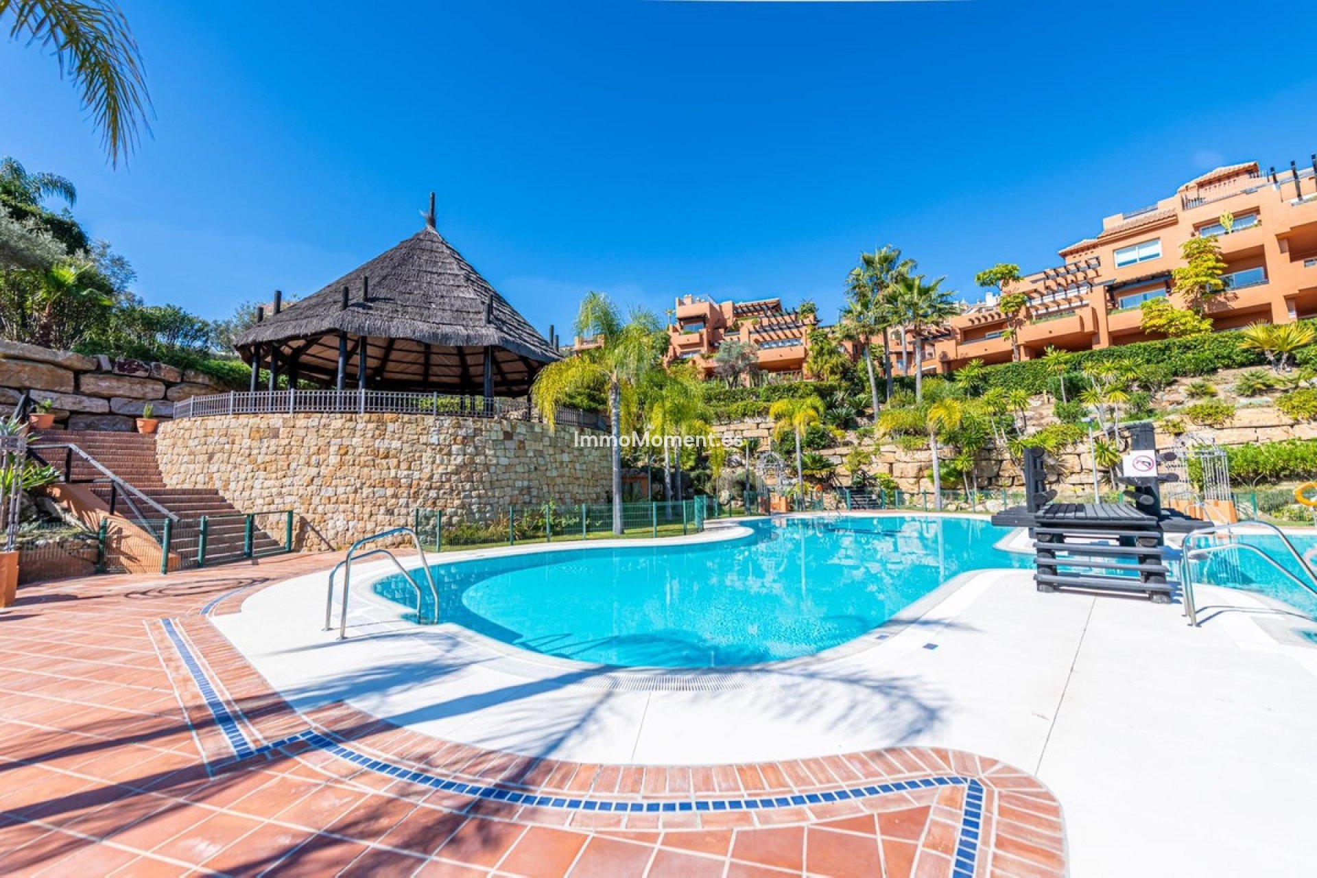 Wiederverkauf - Wohnung - Marbella - Nueva Andalucía