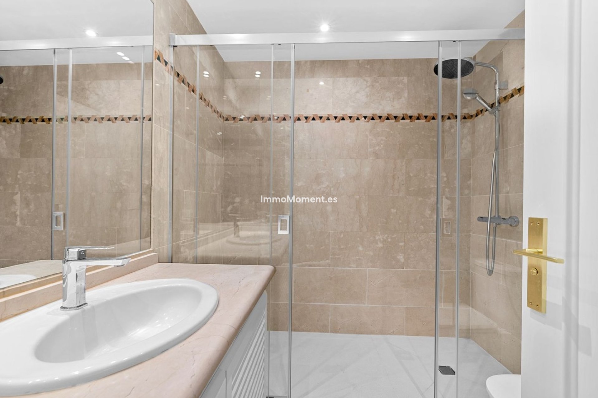 Wiederverkauf - Wohnung - Marbella - Nueva Andalucía