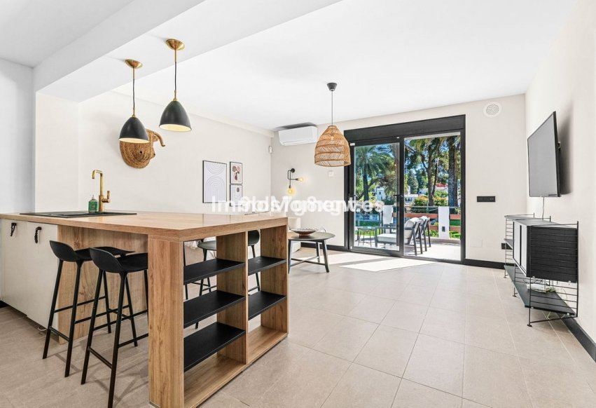 Wiederverkauf - Wohnung - Marbella - Nueva Andalucía