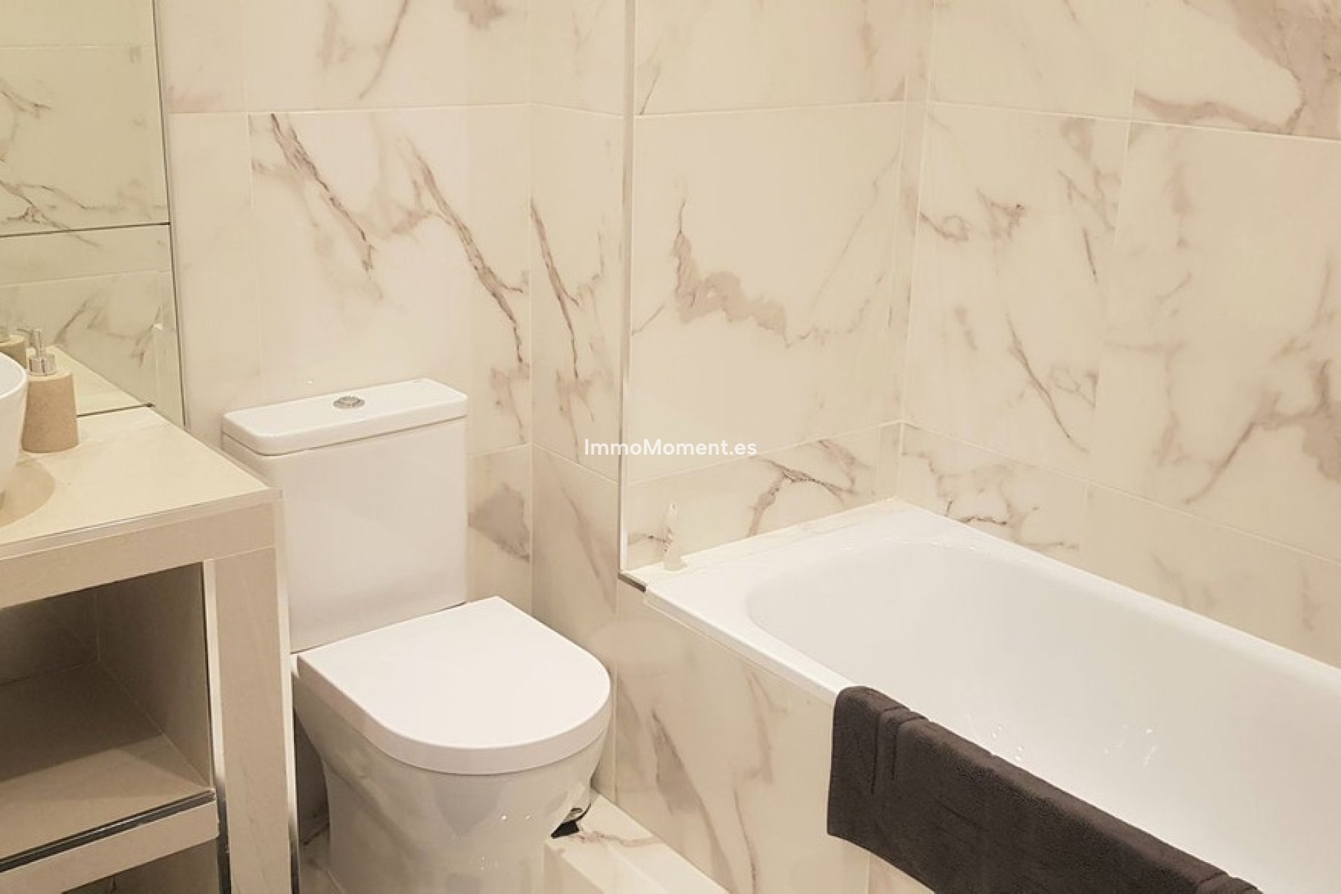 Wiederverkauf - Wohnung - Marbella - Nueva Andalucía