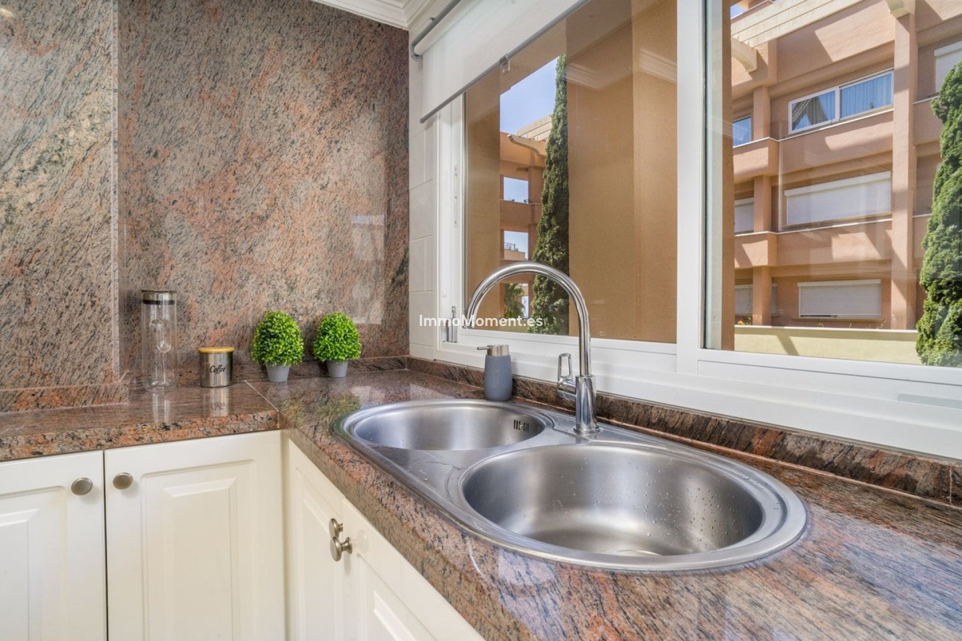 Wiederverkauf - Wohnung - Marbella - Nueva Andalucía