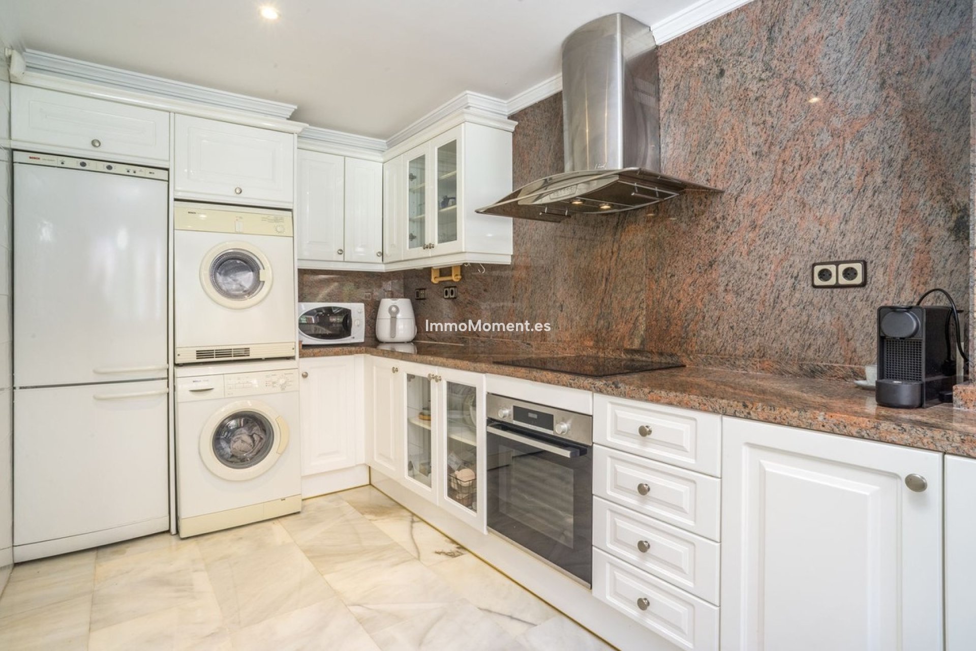 Wiederverkauf - Wohnung - Marbella - Nueva Andalucía