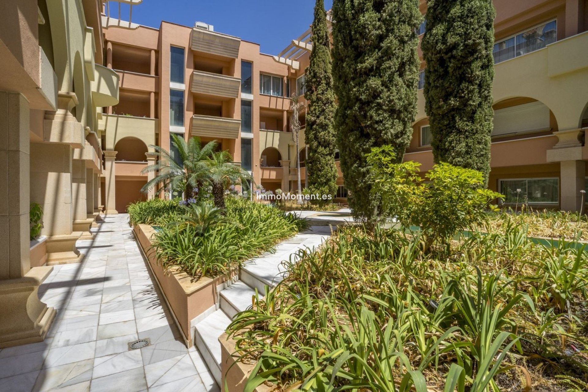 Wiederverkauf - Wohnung - Marbella - Nueva Andalucía