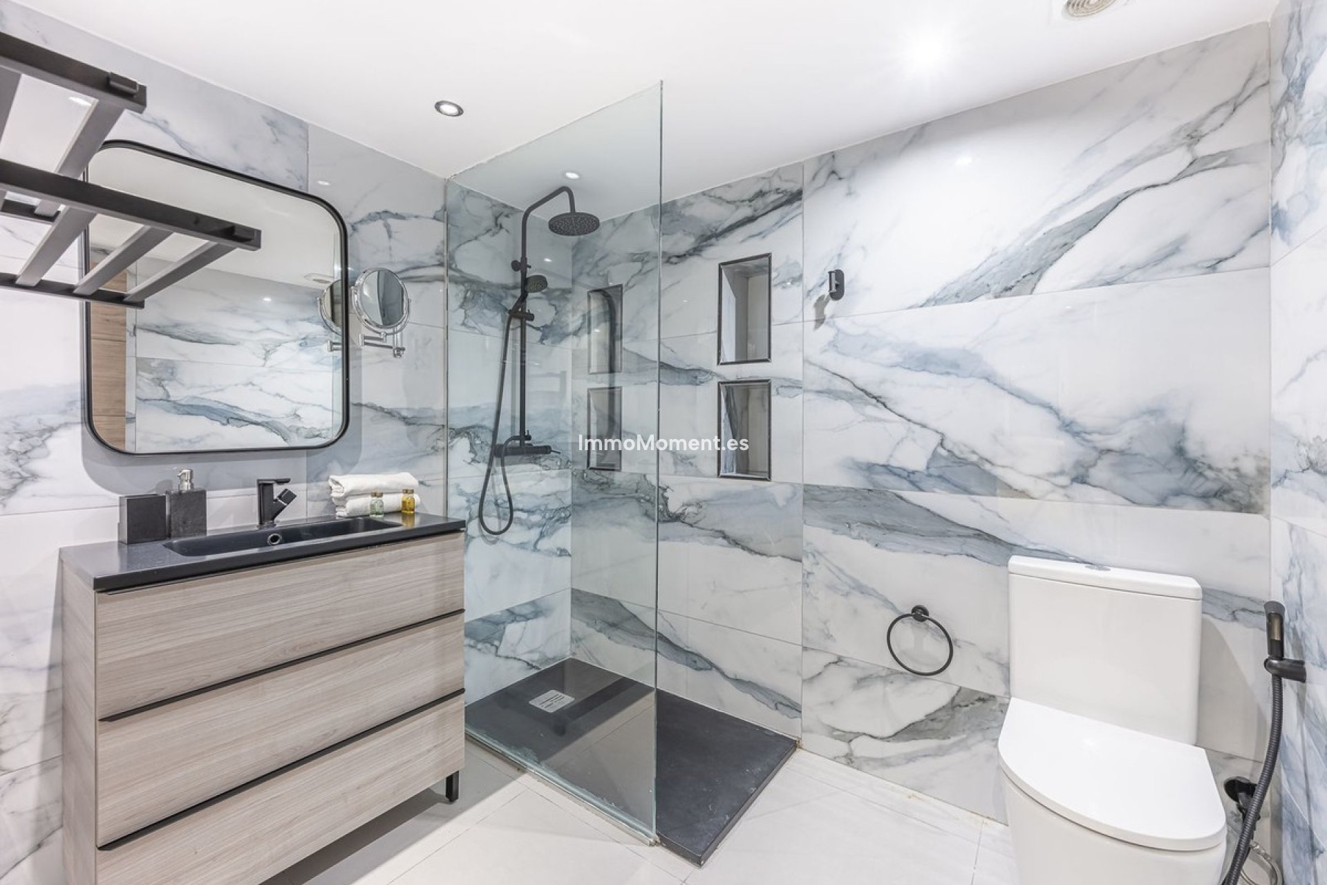 Wiederverkauf - Wohnung - Marbella - Puerto Banús