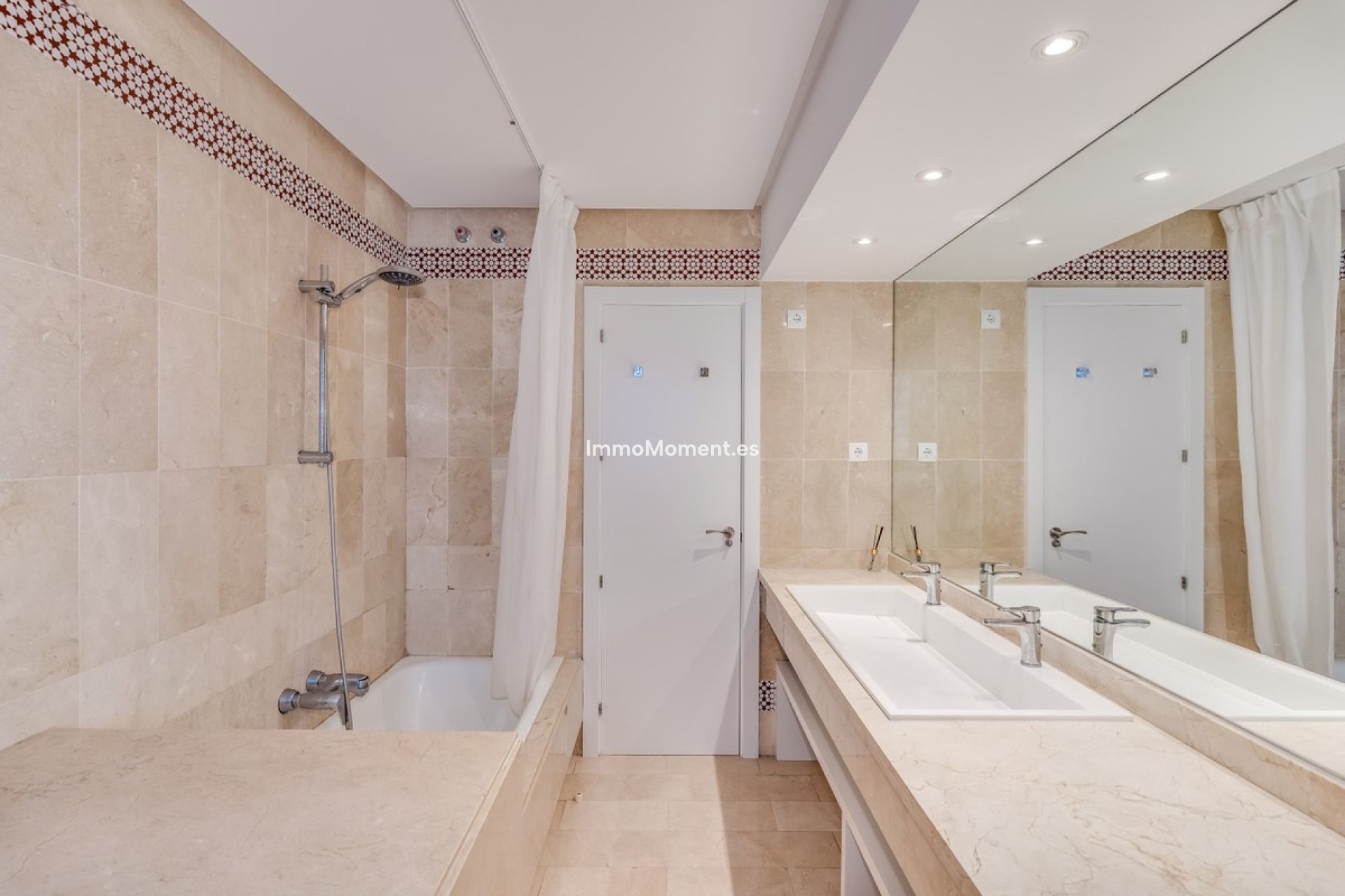 Wiederverkauf - Wohnung - Marbella - Puerto Banús