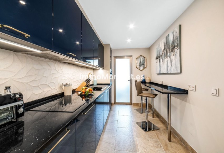 Wiederverkauf - Wohnung - Marbella - Puerto Banús